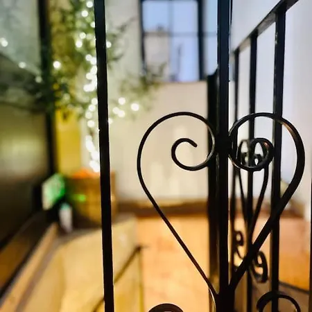 Nyaraló 300yr Old, Self Catering, Tiny House In Centre, Gozo