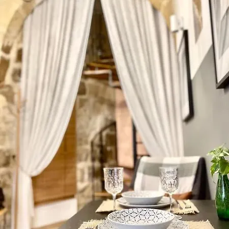 300yr Old, Self Catering, Tiny House In Centre, Gozo Holiday home
