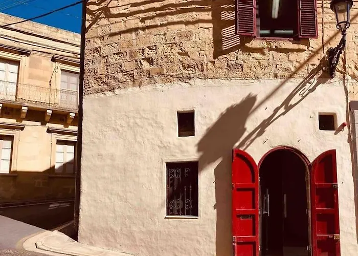 Feriehus 300yr Old, Self Catering, Tiny House In Centre, Gozo